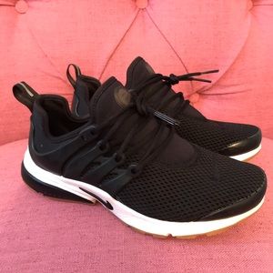 Nike Prestos